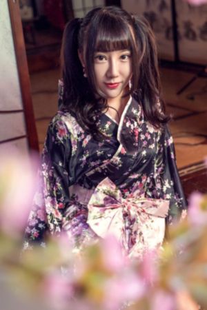 女学生脱小内内尿_1080免费观看最新